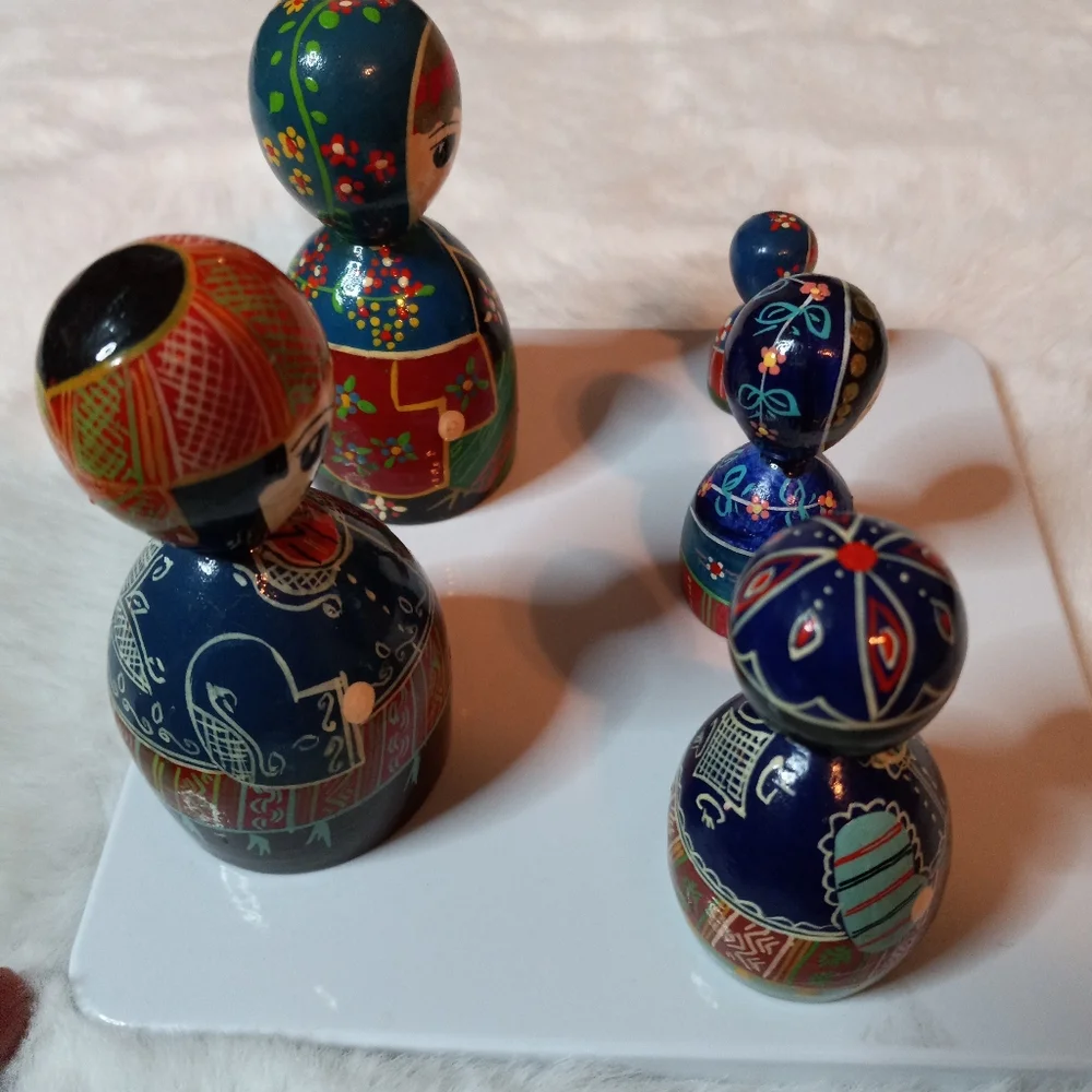 Vintage Doll Wood Turned Hand Painted Family